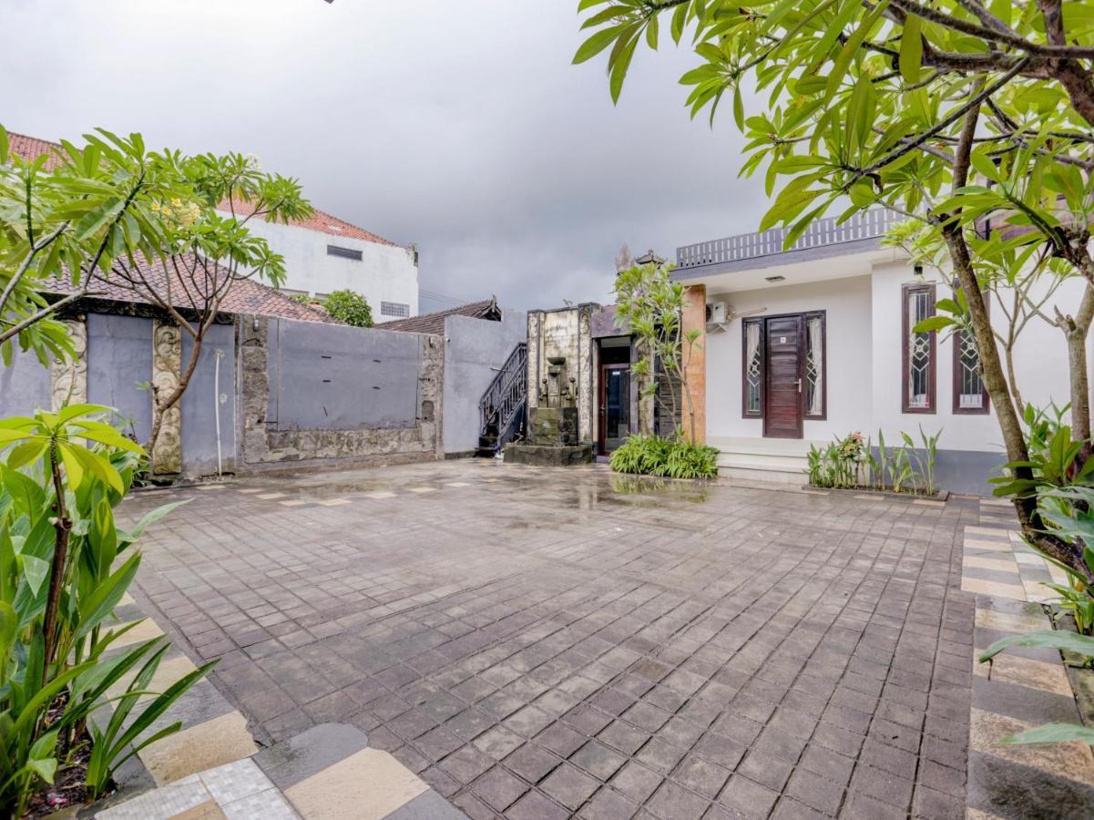 Oyo 90131 Liberty Guest House Sempidi المظهر الخارجي الصورة
